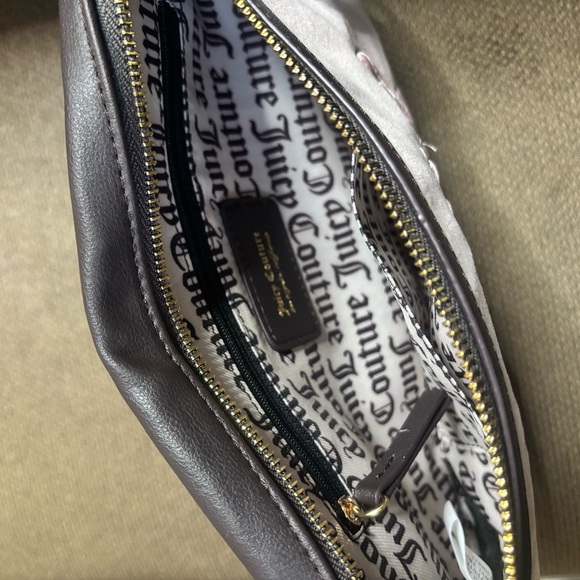 New JUICY COUTURE Chest/Belt Bag - Picture 4 of 4